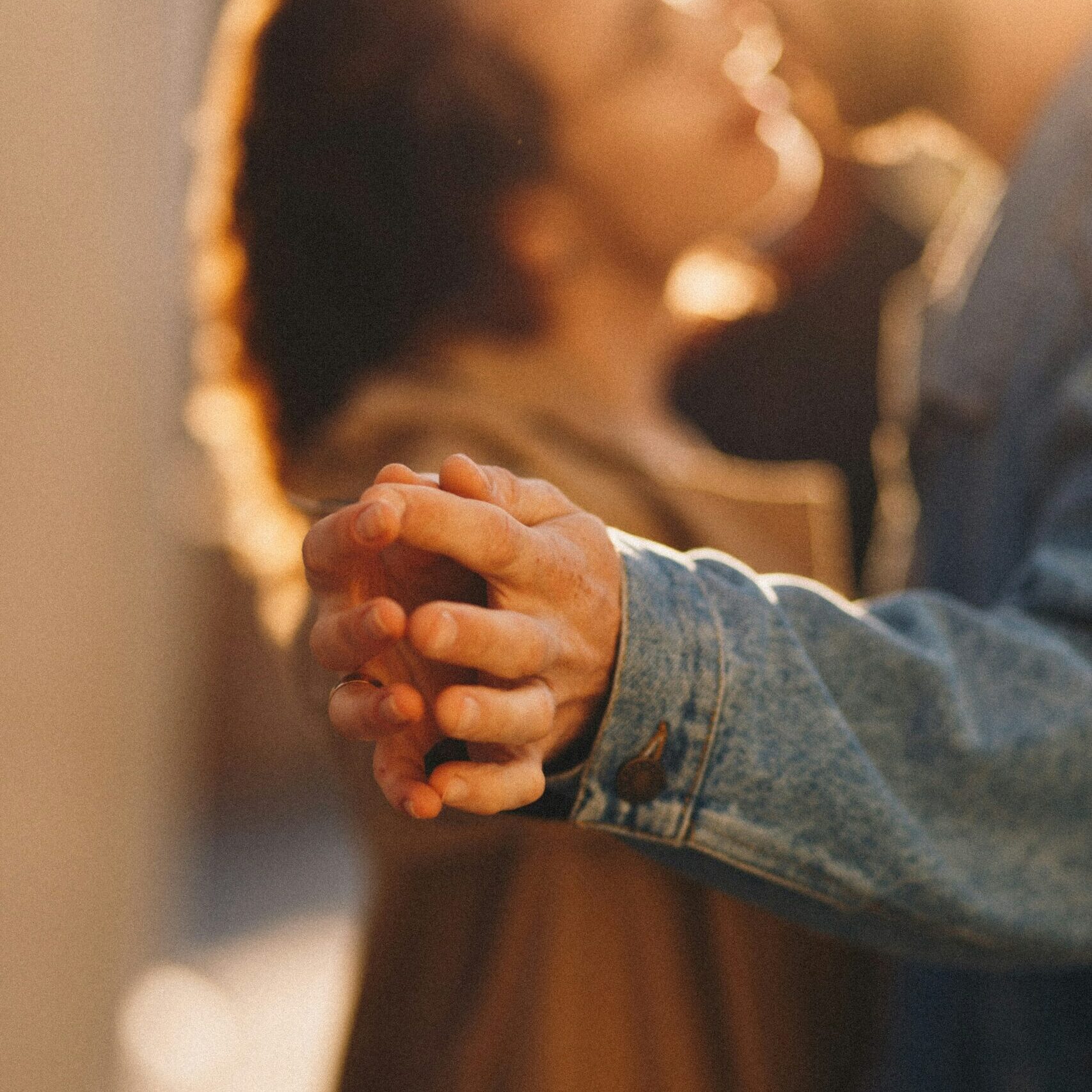 Co-dependence, Independence & Interdependence — How to Tell the Difference (and Why It Matters in Love)