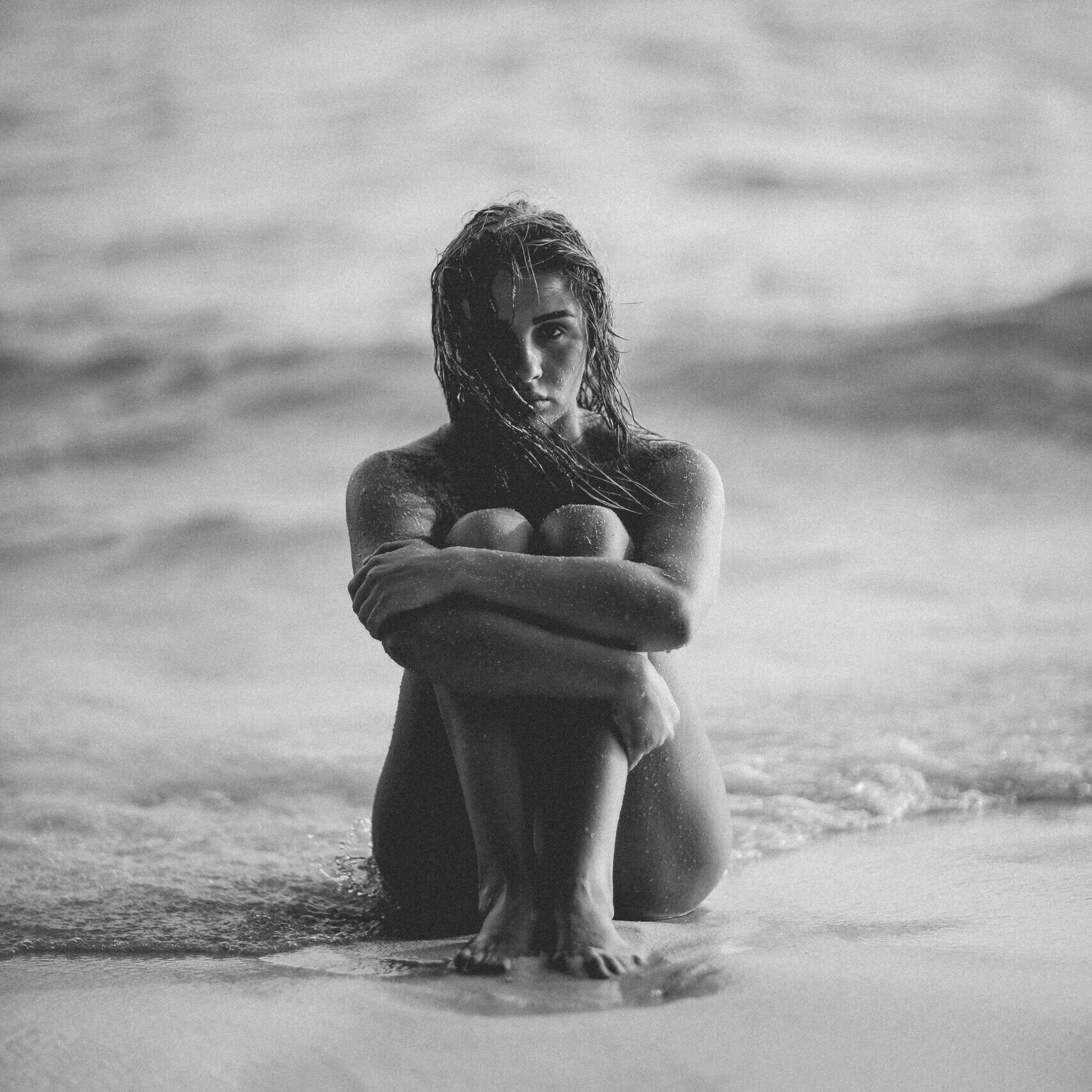 Why Women Lose Themselves in Relationships—and How to Stop